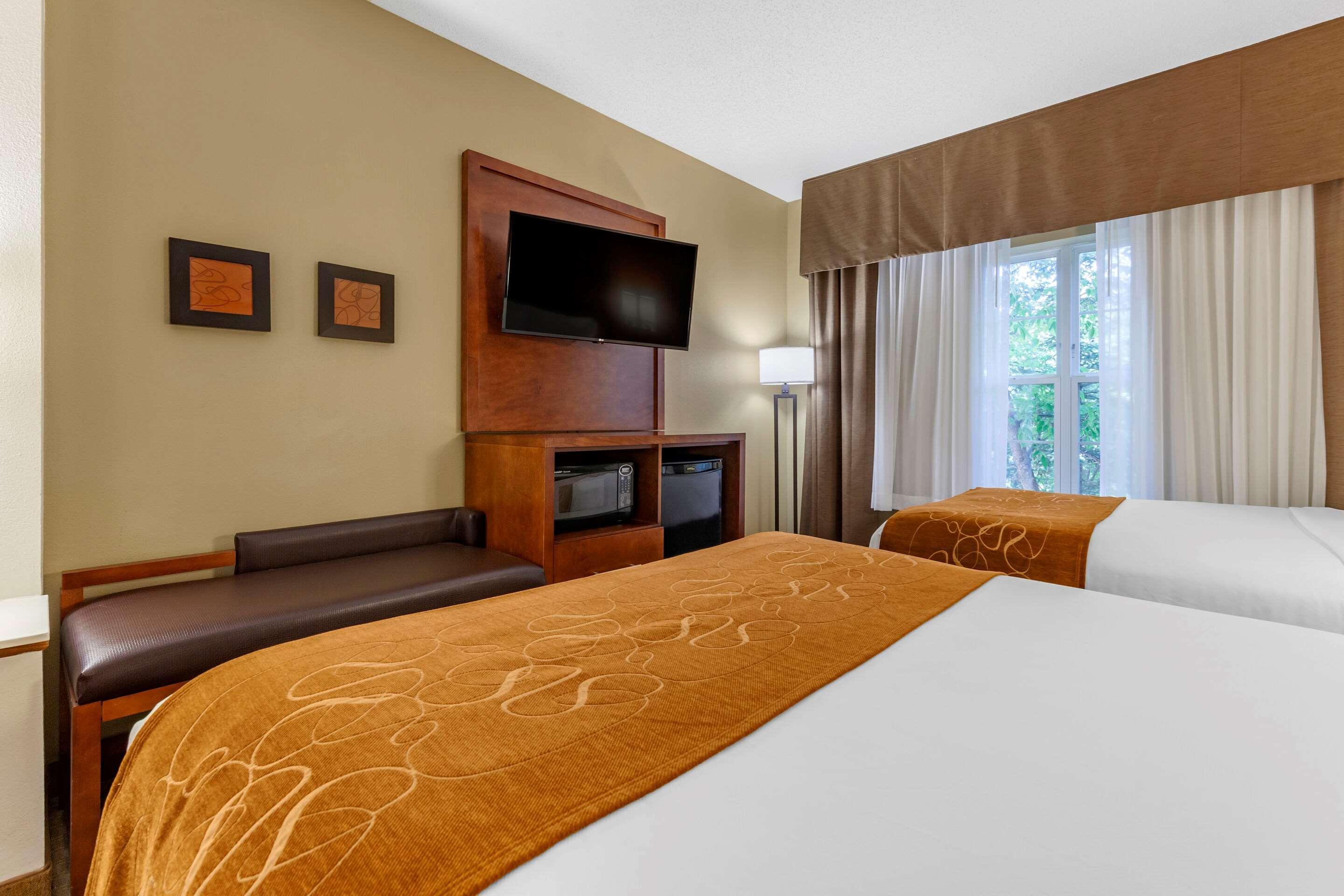 Comfort Suites Marquette Exterior foto
